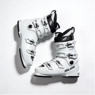 滑雪鞋