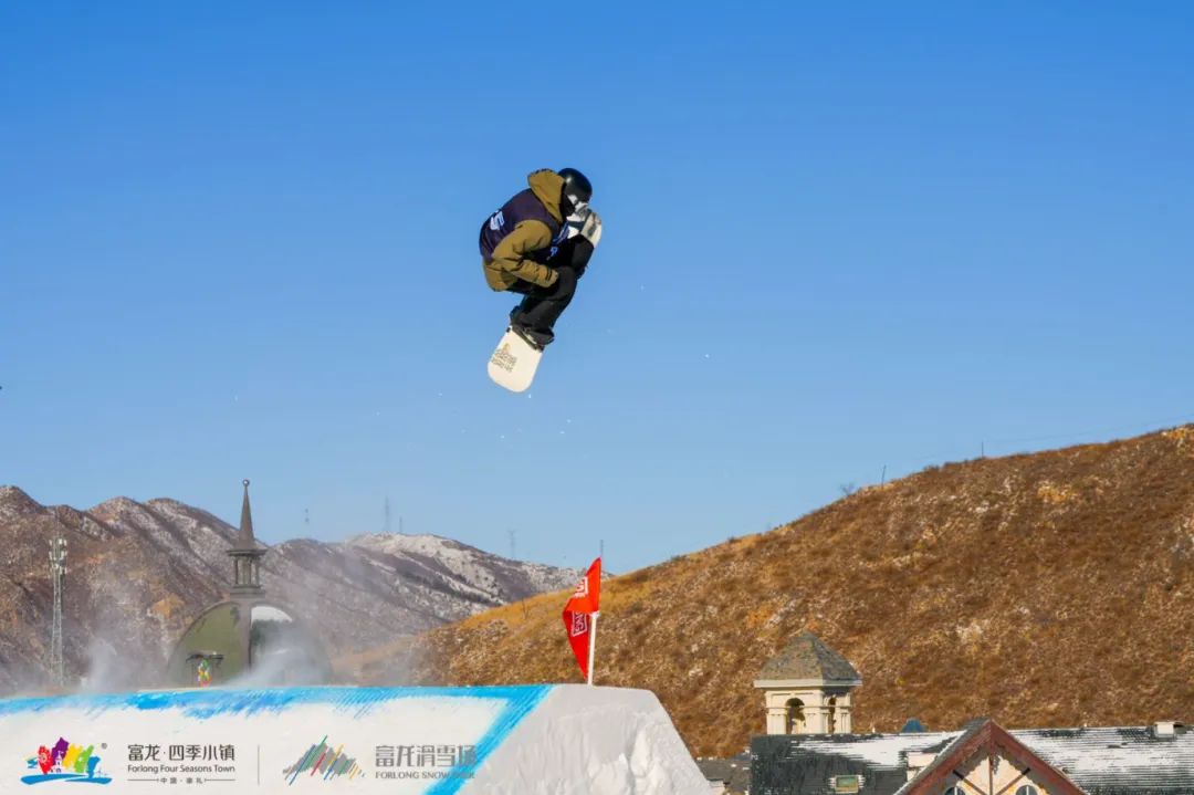 全国单板和自由式滑雪U系列赛